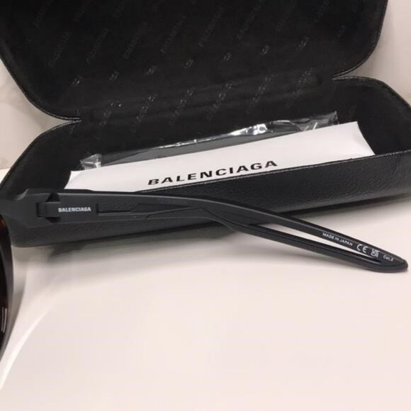 New Authentic Balenciaga Tortoise Shell Sunglasses BB0024SA 001 - Picture 6 of 14